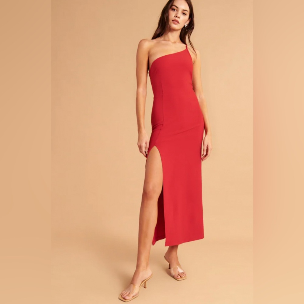 Abercrombie & Fitch Red One-Shoulder Maxi Dress
